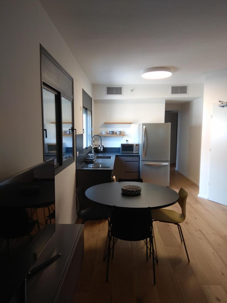 Eduard Bernstein Apartment Tel Aviv Bagian luar foto